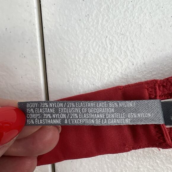 Aerie Happy Size 32A Bra Very Sexy Lined Demi Push Up Underwire Red Lace Plunge - Picture 12 of 15